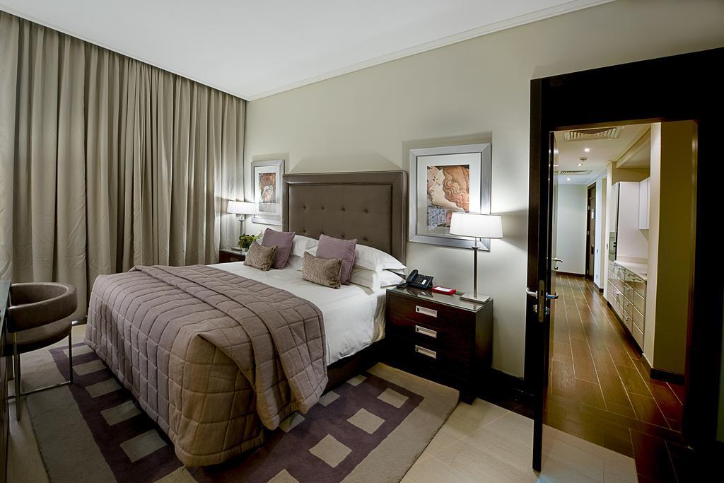 The George Hotel Лагос Экстерьер фото